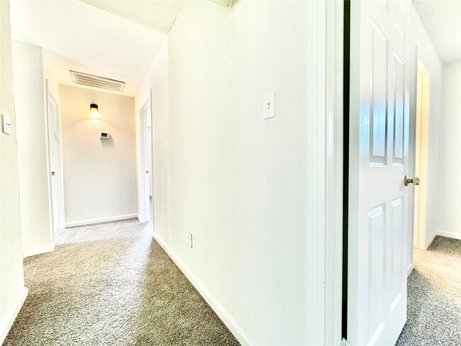 Building Photo - 7914 Oakington Dr