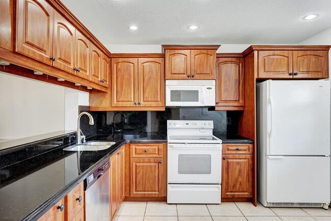 Photo - 6372 Boca Cir