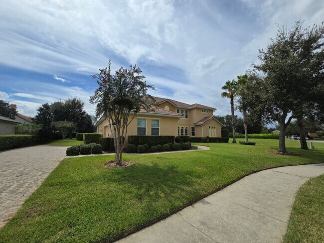 Photo - Luxurious Single-Family Home in Secluded Mount Dora Community