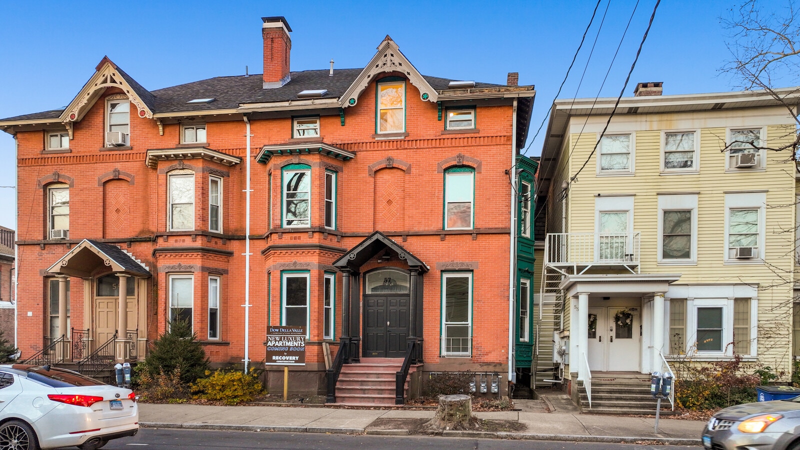 Photo - 57 Trumbull St