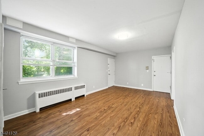 Photo - 819 Bloomfield Ave Unit 1