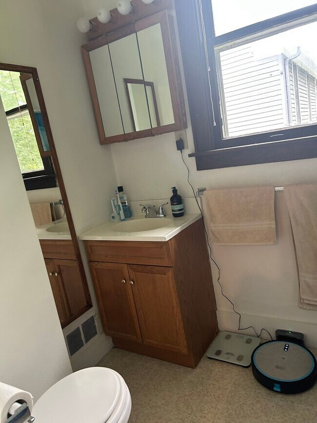 Photo - 100 Sylvia St Unit 100S#04