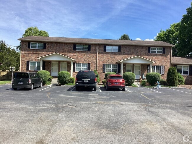 Building Photo - 1025 W Mountain View Rd Rental