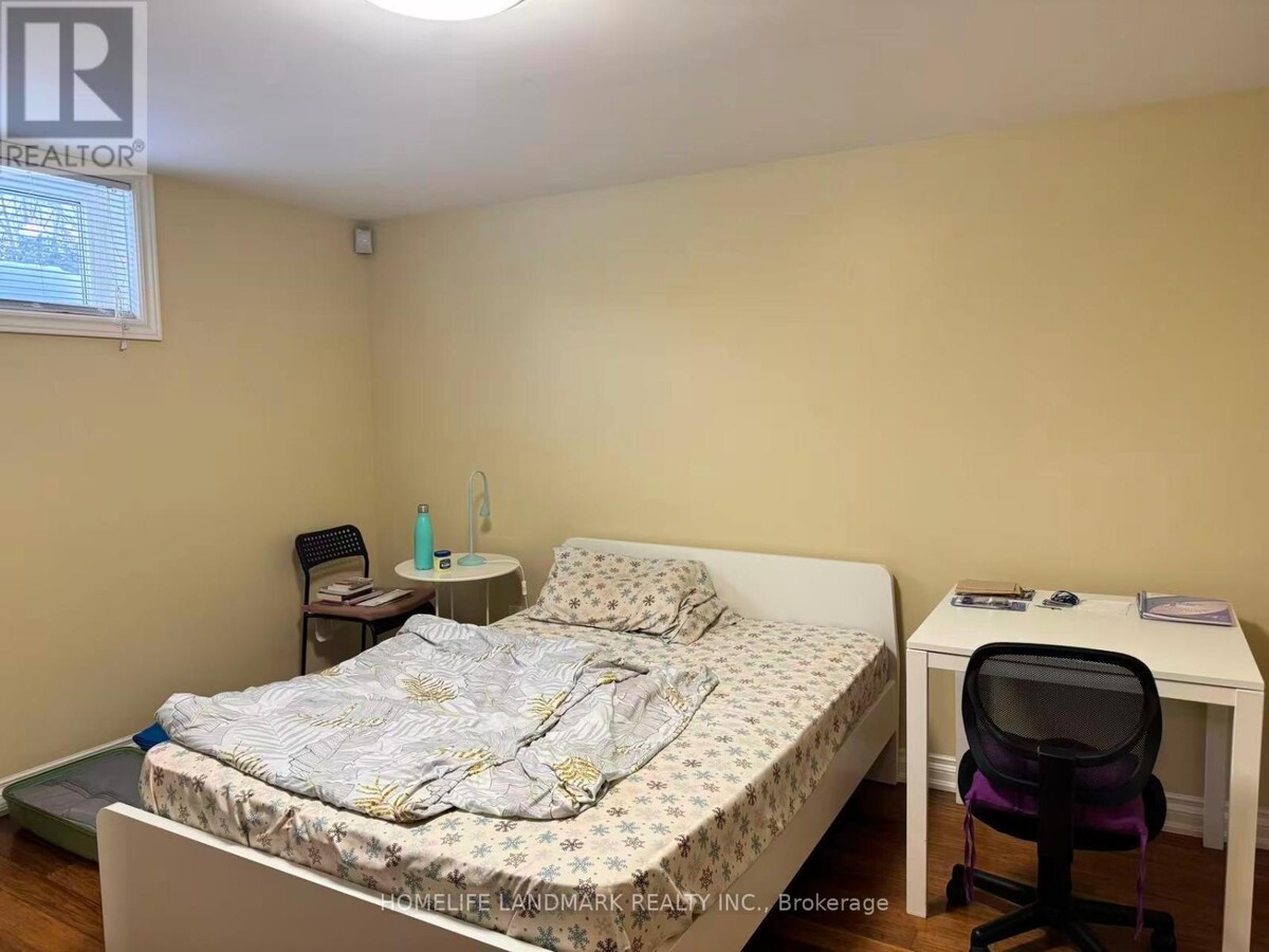 Photo - 70 Corinthian Blvd