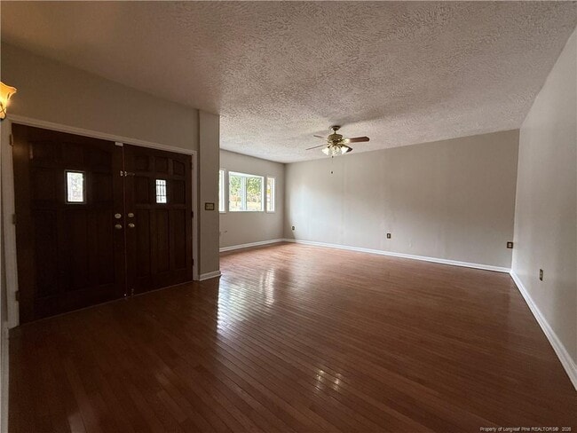 Photo - 5300 Foxfire Rd