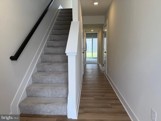 Photo - 24852 Wye Ml Ln
