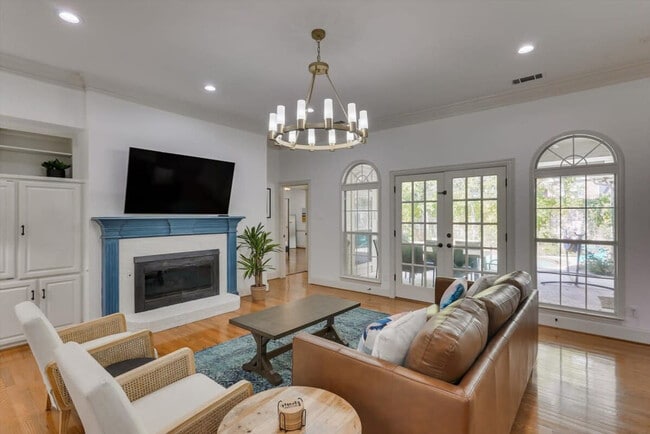 Photo - 1811 Forest Meadow Ln Unidad ID1019488P