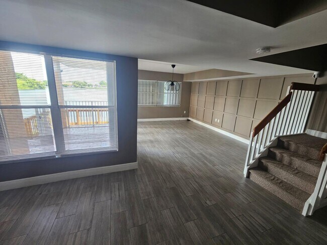 Photo - 3275 NW 44th St