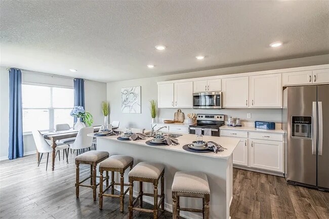 1224 NW Williamsburg Ln