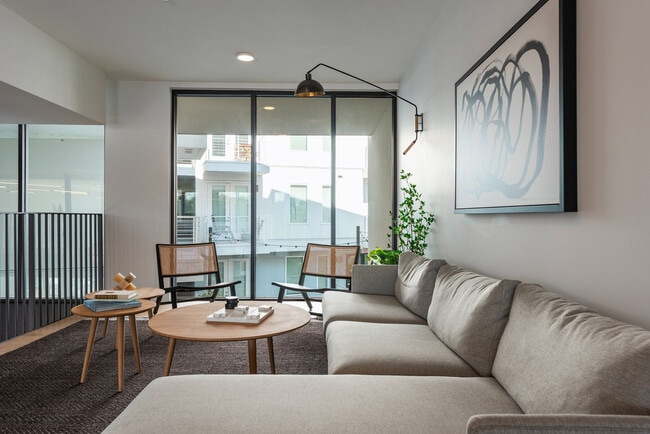 Photo - 5820 1/2 Cameron Rd Unit FL4-ID1303398P