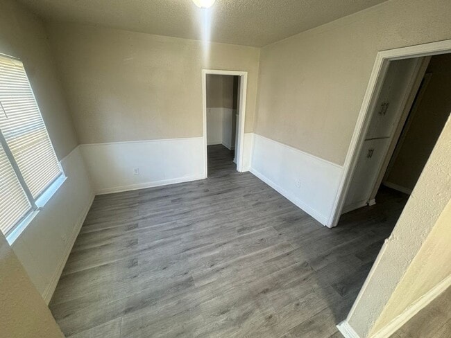 Photo - 1727 NE 19th St