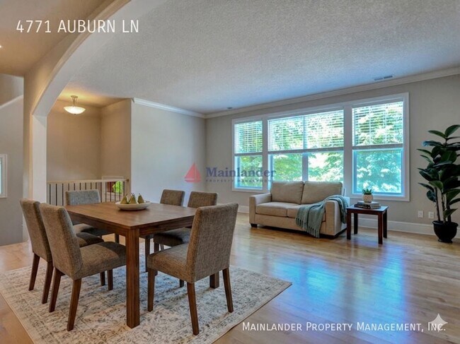 Photo - Pristine Spacious 3 Bedroom Lake Oswego Townhome | Skylights, High Ceilings, and Mt. Park Trails ...
