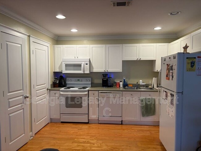 Photo - 490 S Barnett Shoals Rd