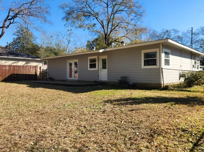 Photo - 4156 Palmdale Dr