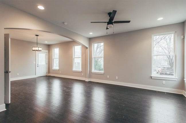 Photo - 2134 15th Ave N