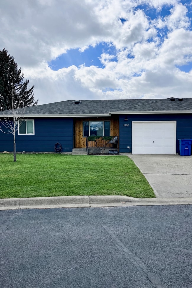 Building Photo - Garland (2705 &amp; 2707) Unit 2705