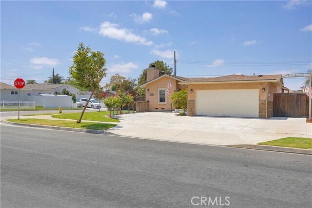 Photo - 1521 S Dallas Dr House