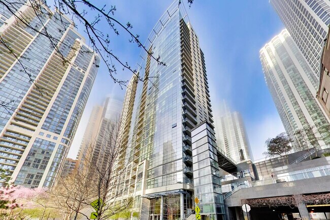 Building Photo - 201 N Westshore Dr Unit 407