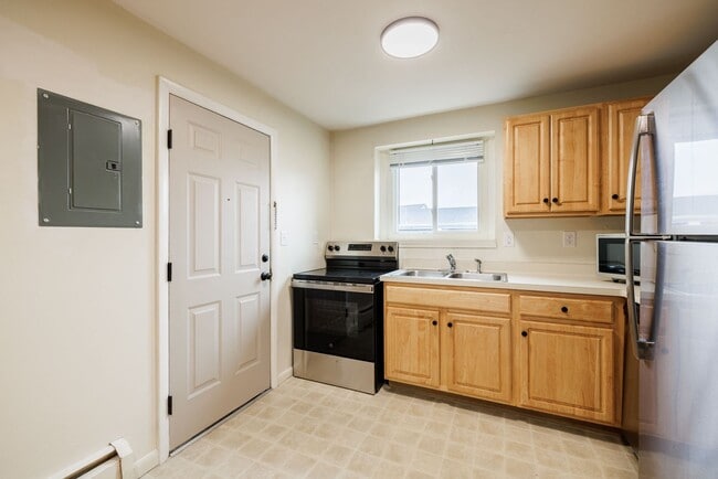 Photo - Emerson Road Unidad #2