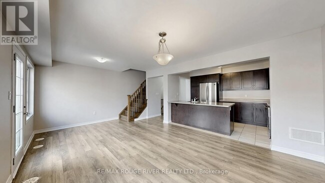 Photo - 1061 Clipper Ln