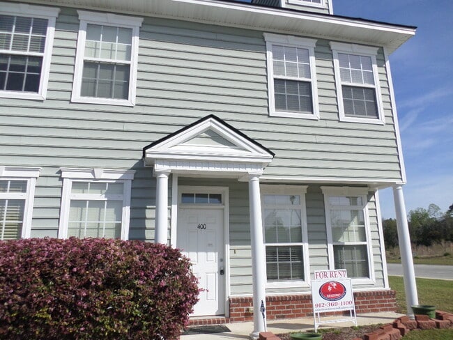 Building Photo - 400 Conley Dr Rental