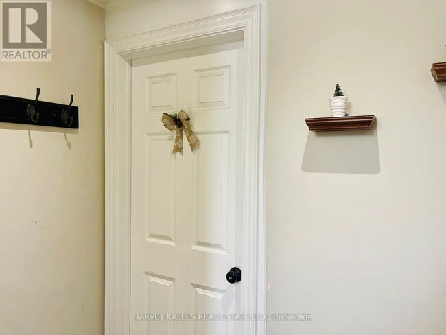 Photo - 1538 Davenport Rd