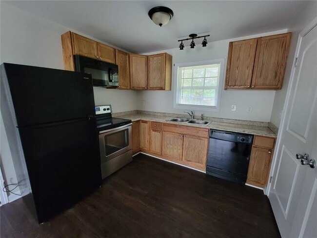Photo - 9167 Bent Pine Ct NE