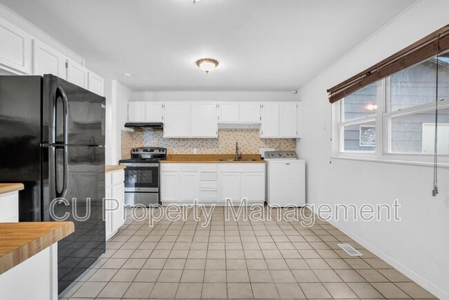 Photo - 2719 E High St