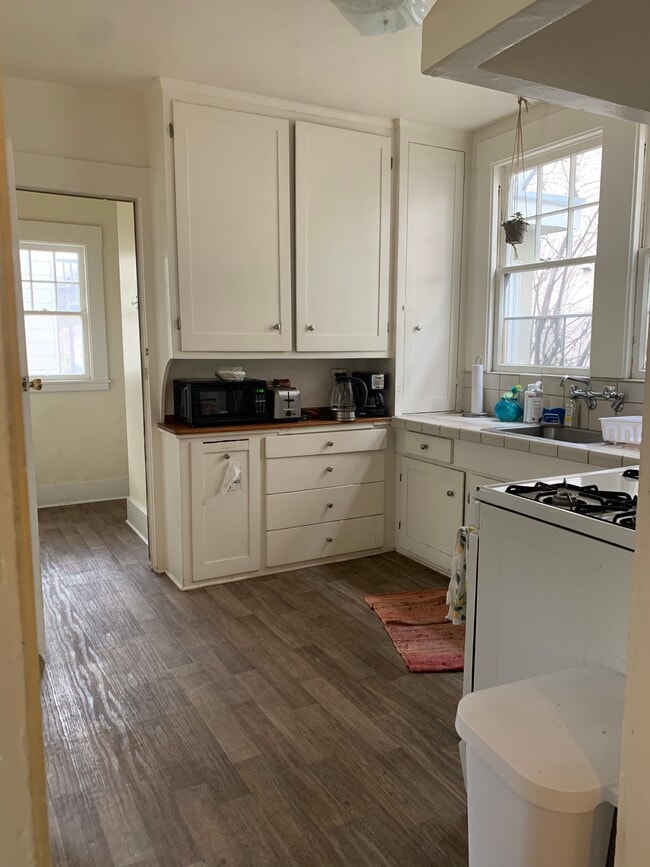 Photo - 2542 Hillegass Ave