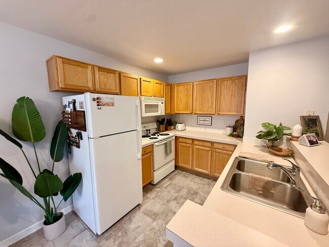 Photo - 5225 White Willow Dr