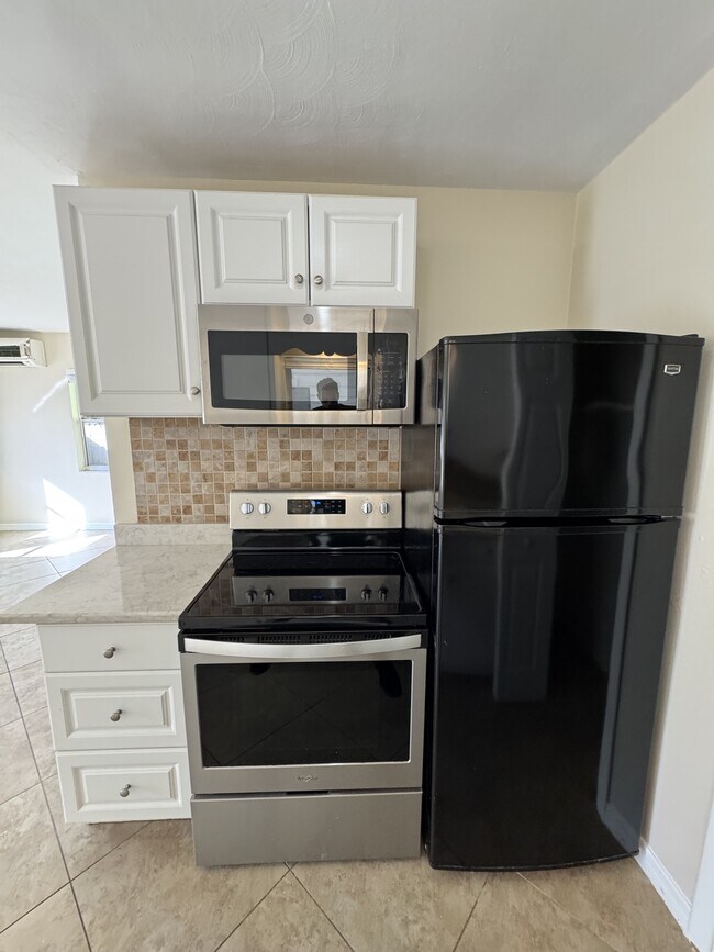 Photo - 1604 8th Ave W