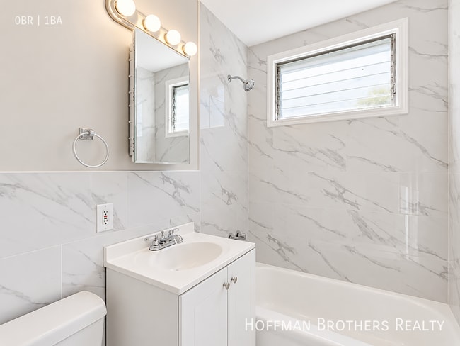 425 N Oakhurst Dr Unit 204