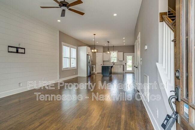 Photo - 1800 Northview Ave