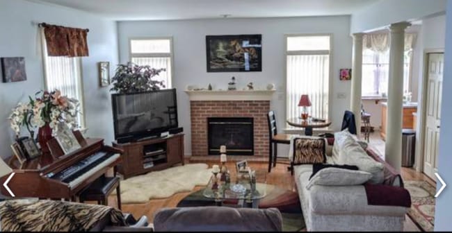 Photo - 645 Wallingford Rd