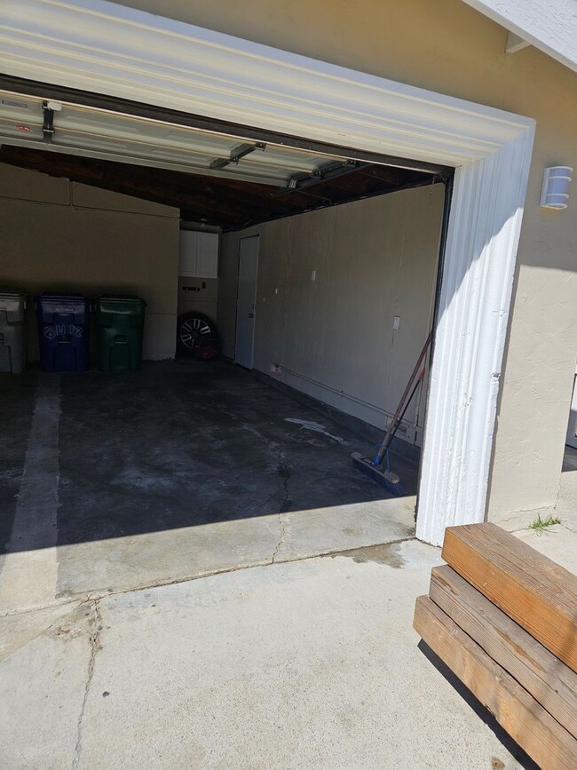 Photo - Large 3 Bedroom 2 Bath House