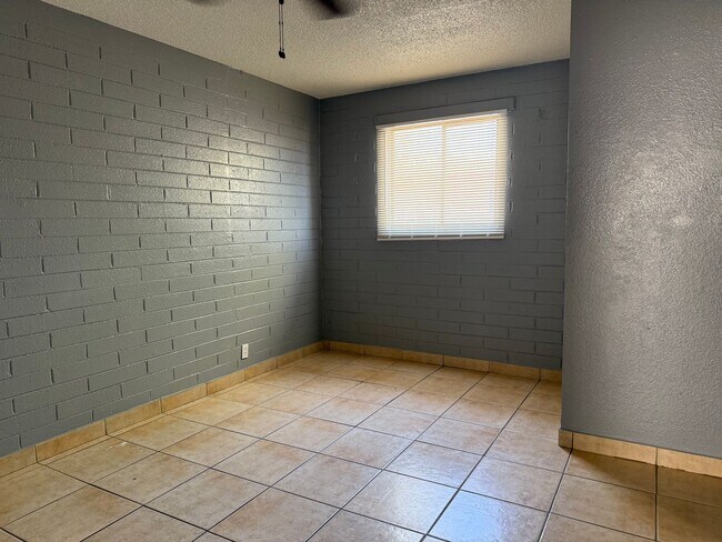 Photo - 5123 N 28th Dr Unidad 5123-06