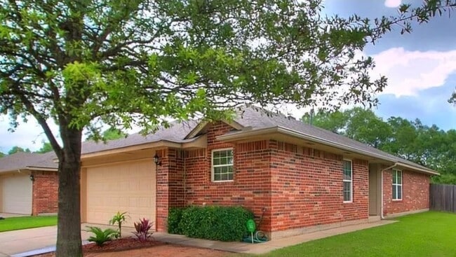 Photo - 528 Choctaw Gate Dr