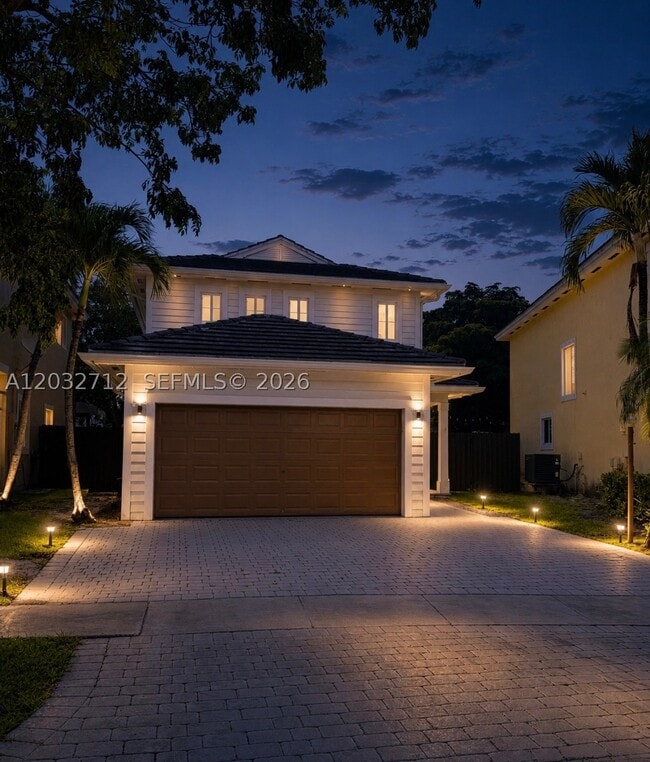 363 NE 35th Ave