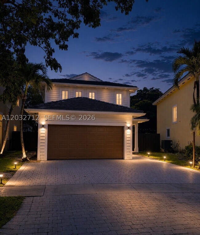 Photo - 363 NE 35th Ave