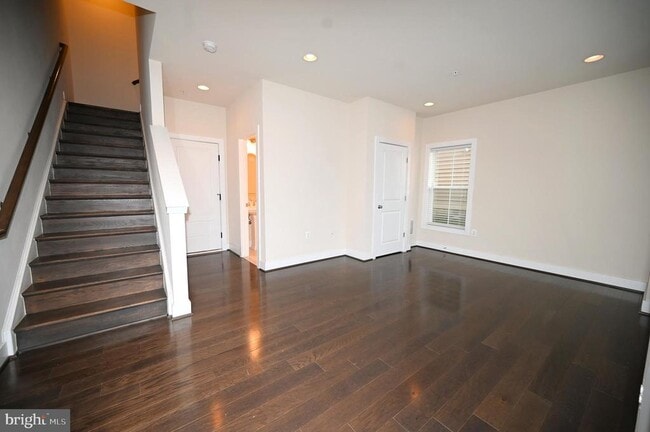 Photo - 2413 Glenallan Ave