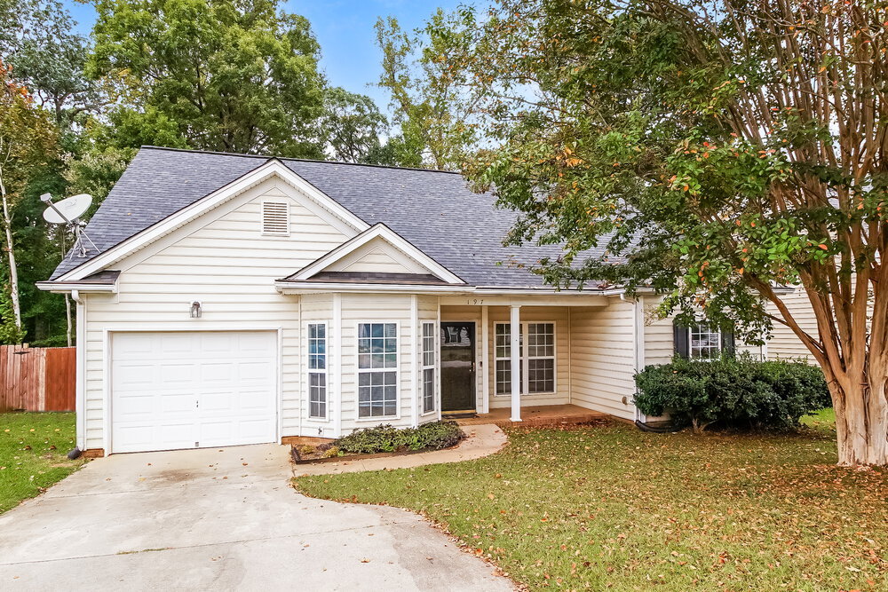 Photo - 197 Everett Park Dr