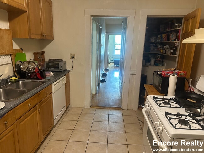 Photo - 80 Prentiss St Unidad 8