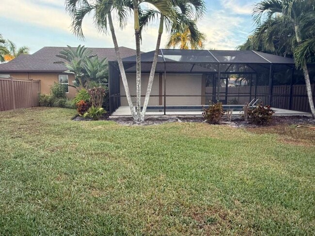 Photo - 4BR / 2BA Pool Home Near the Beach – Bonita Springs, FL