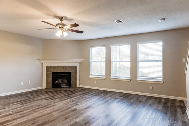 Photo - 20735 Fox Cliff Ln