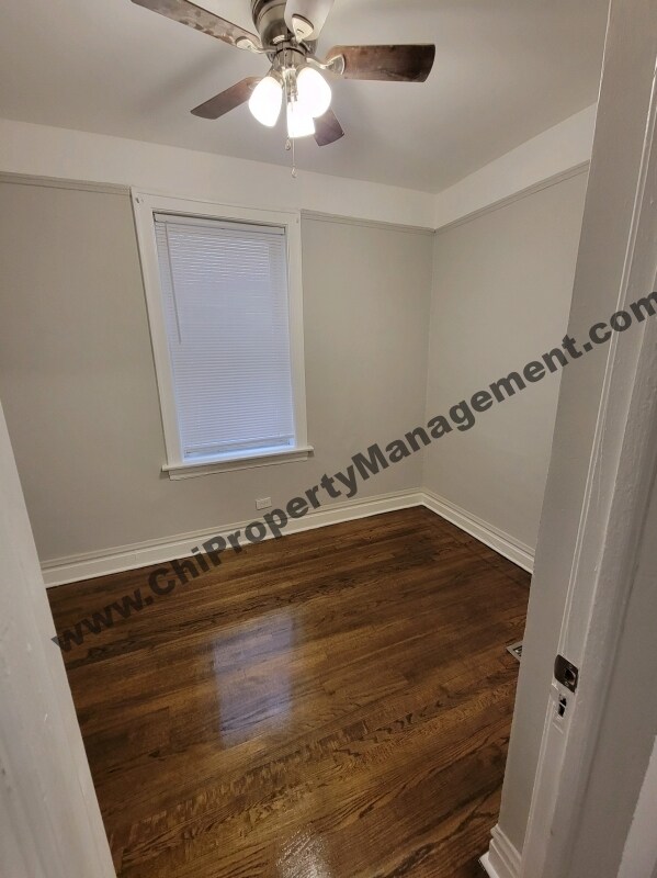 Photo - 6838 S Maplewood Ave Unit 1