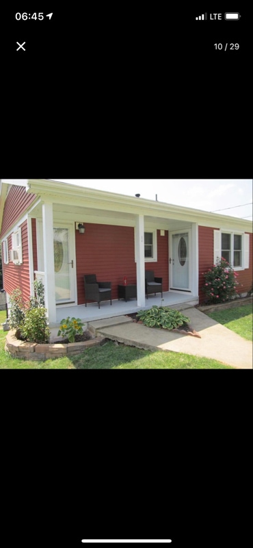 Photo - 318 Amherst Rd