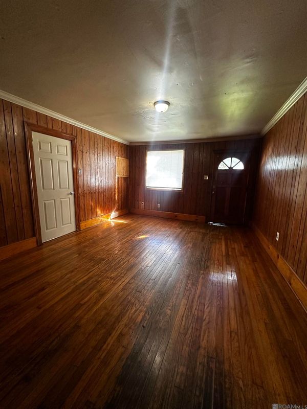 Photo - 5617 Fairfields Ave