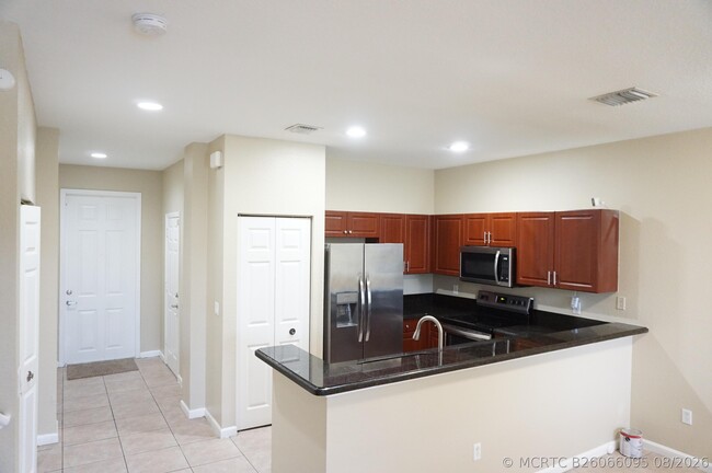 Photo - 2026 Nassau Dr