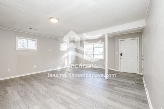 Photo - 314 Josanna St