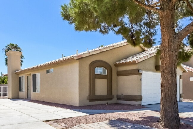 Photo - 5901 Commodore Cove Dr